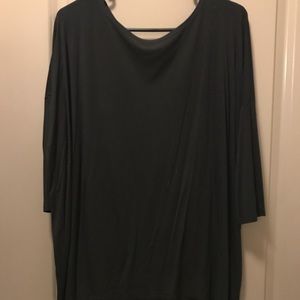 Black 3/4 length Sleeve Piko